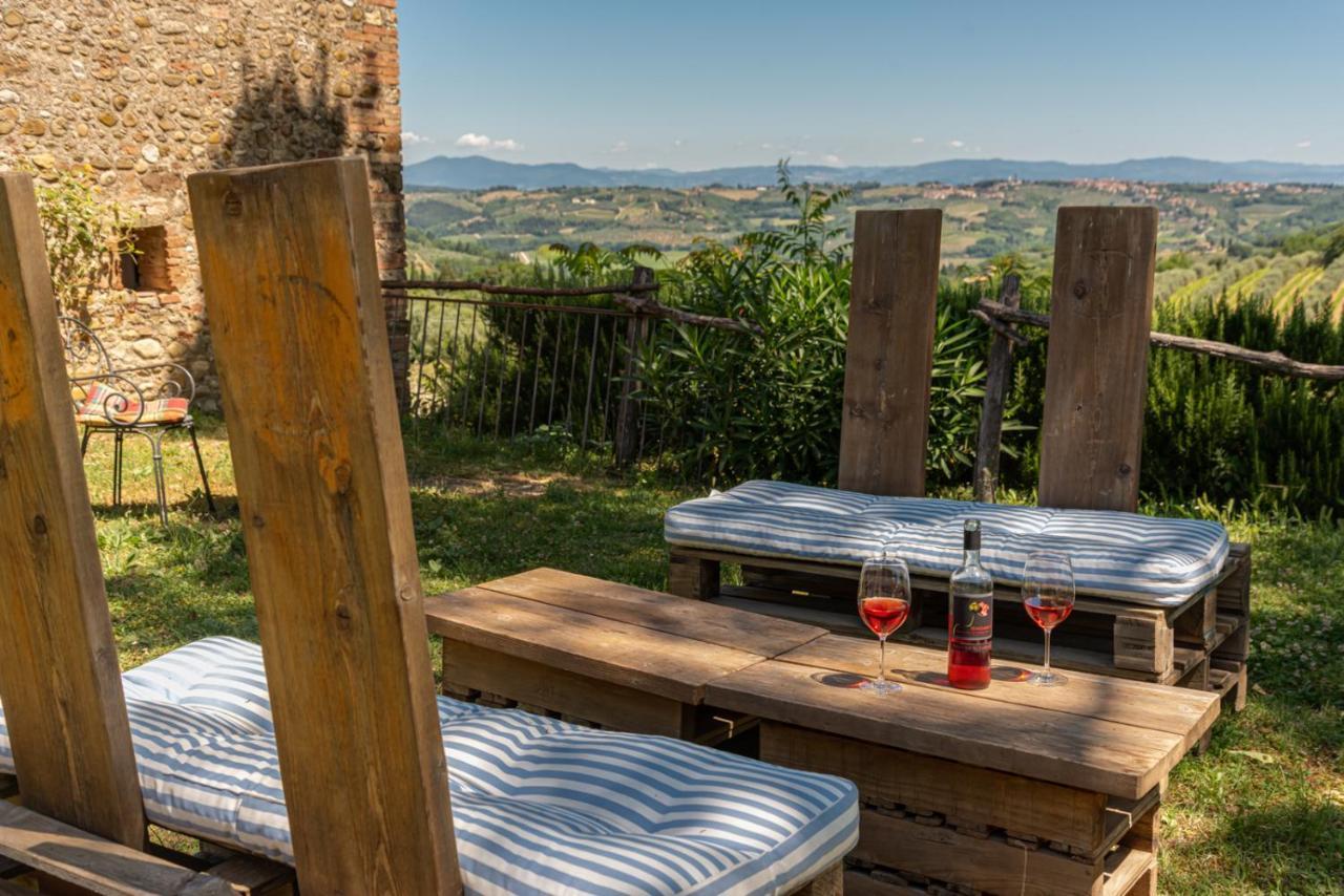 Tenuta Il Corno Agriturismo Сан-Кашиано-ин-Валь-ди-Пеза Экстерьер фото